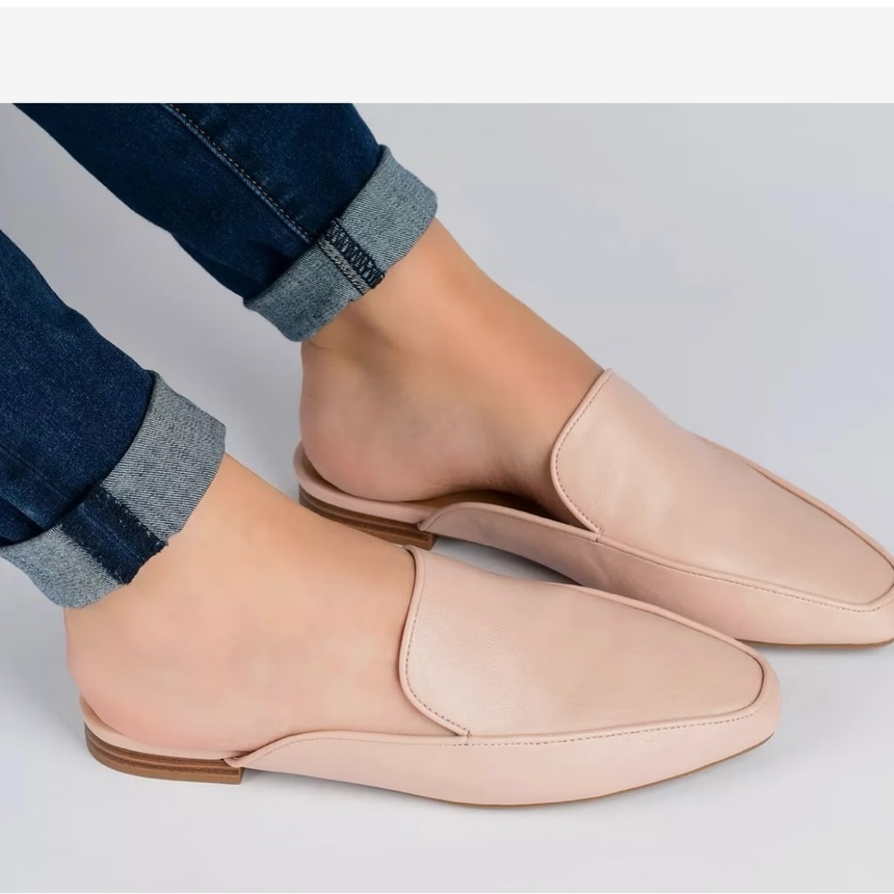 NWT Journee Collection
Women's Akza Slip On Mules - Picture 8 of 9